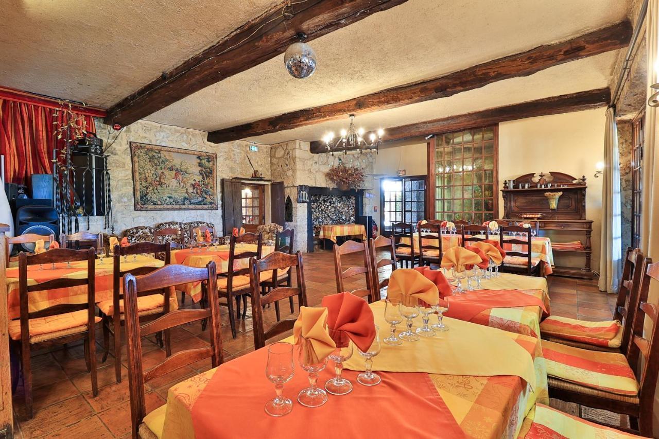 Готель Logis Le Relais Imperial Saint-Vallier-de-Thiey Екстер'єр фото