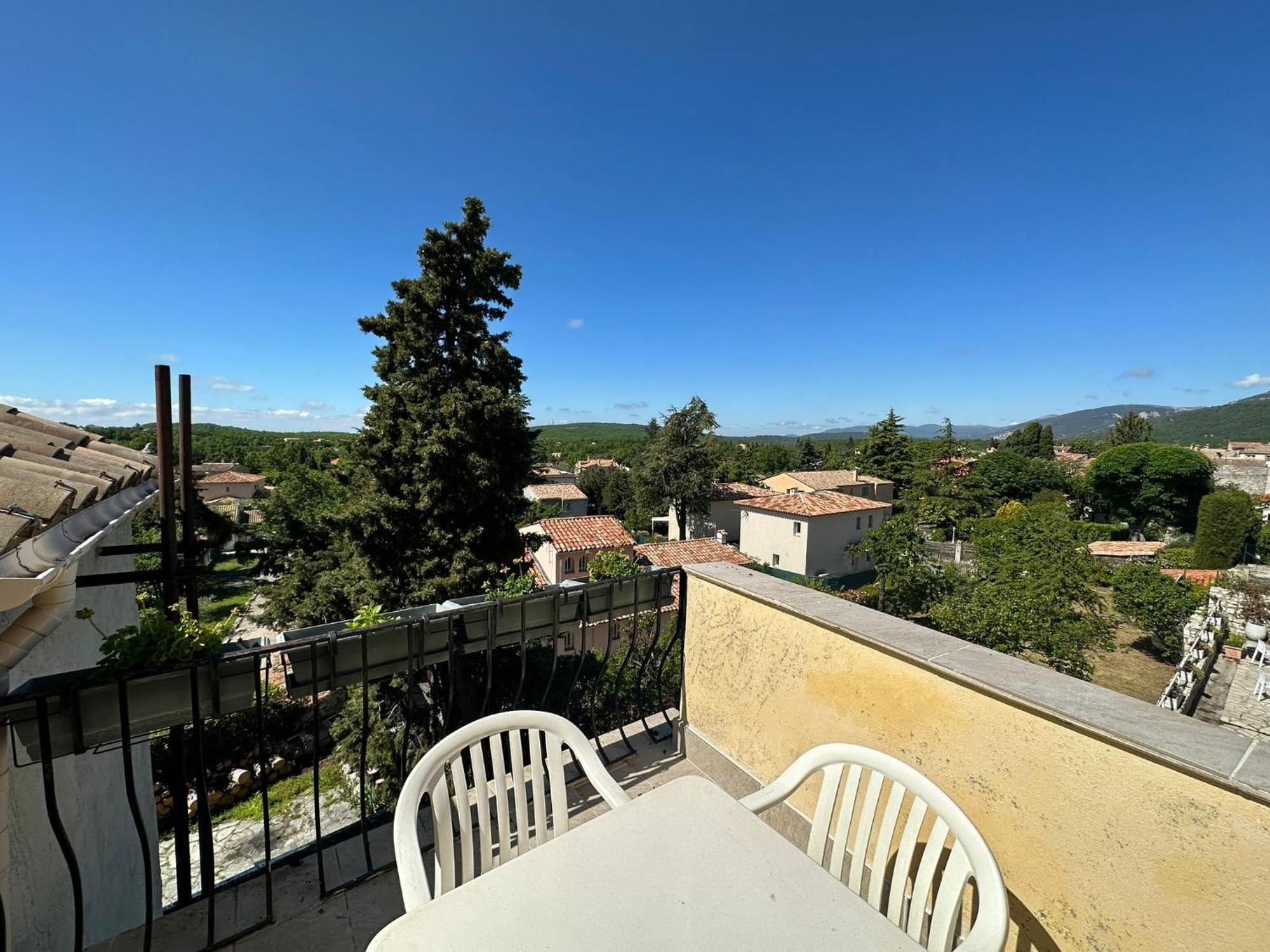Готель Logis Le Relais Imperial Saint-Vallier-de-Thiey Екстер'єр фото